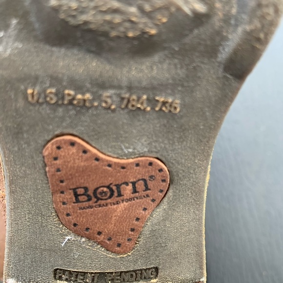 BORN leather handcrafted woman’s boots. Anti slip. Size 7. Full leather. - Picture 5 of 13